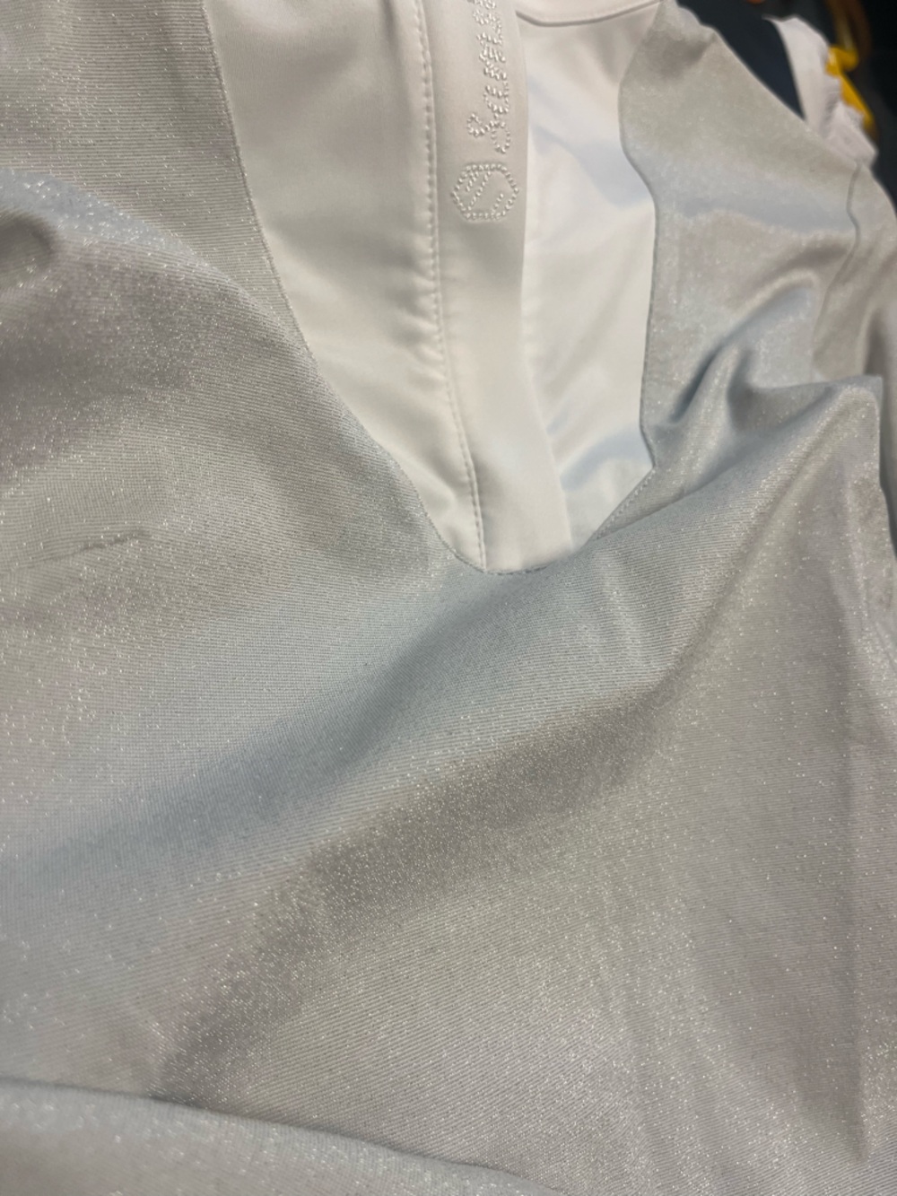 Samshield faustina long sleeve show shirt is very pale grey. Glitter - Picture 3 of 12